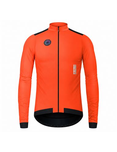 Chaqueta ciclista naranja y negra.png