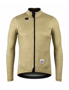 Chaqueta ciclista beige sobre fondo blanco.png